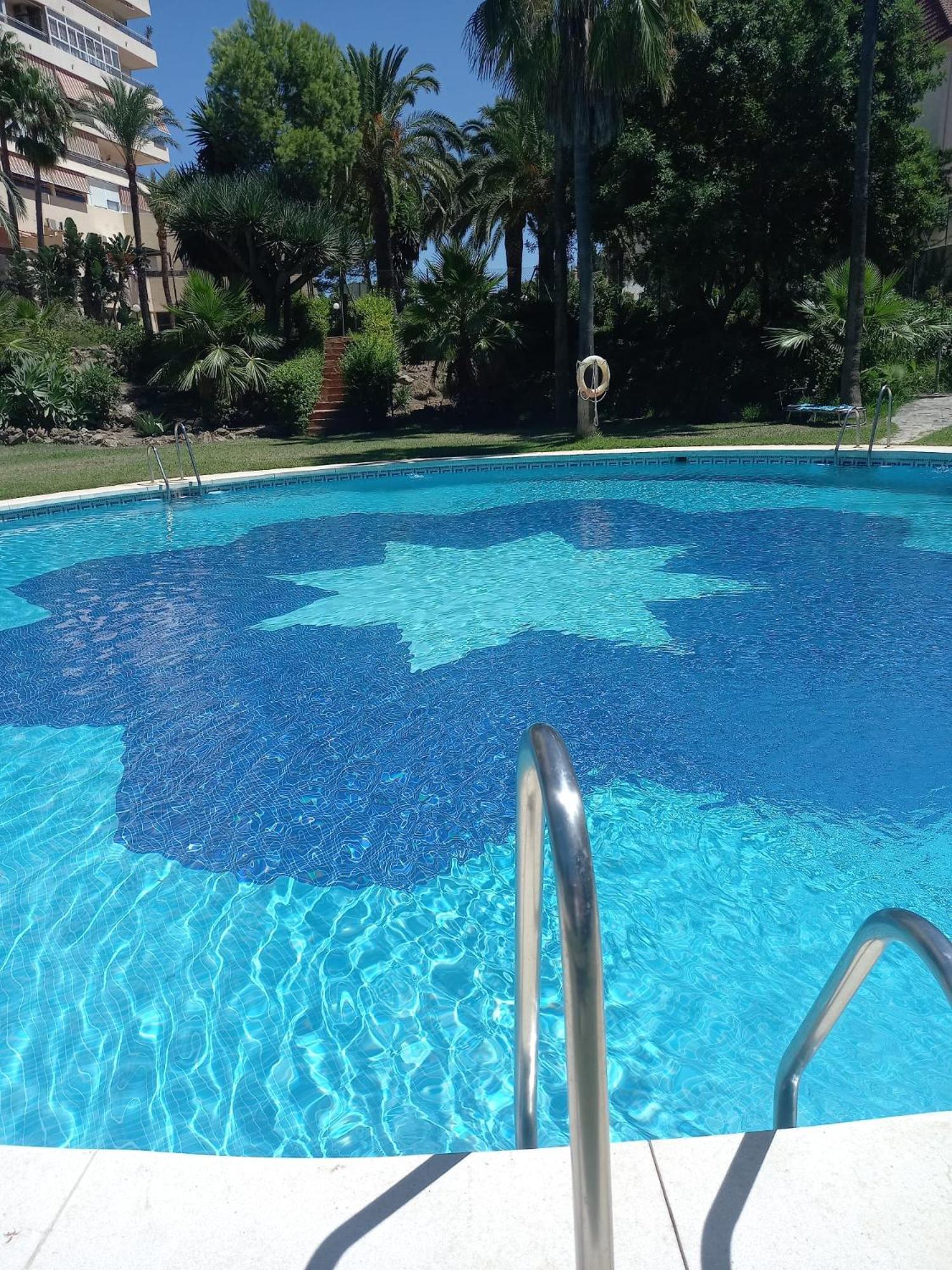 Precioso apartamento en Urbanización a 600 metros del mar Benalmádena Exterior foto